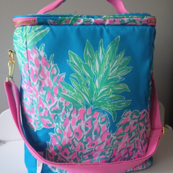 🛑🛑SOLD🛑🛑Lilly Pulitzer Cooler Bag Blue and Pink Pineapple Print - Picture 7 of 12